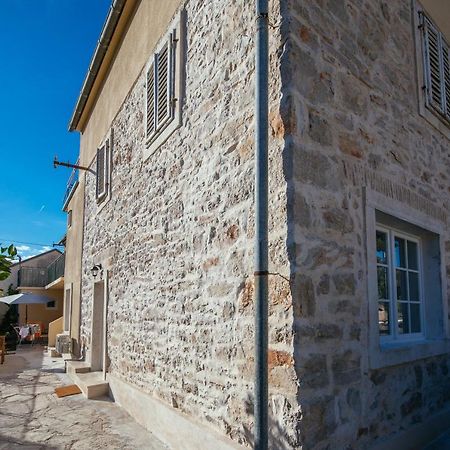 Apartamento Barbarossa Sveti Filip i Jakov Exterior foto