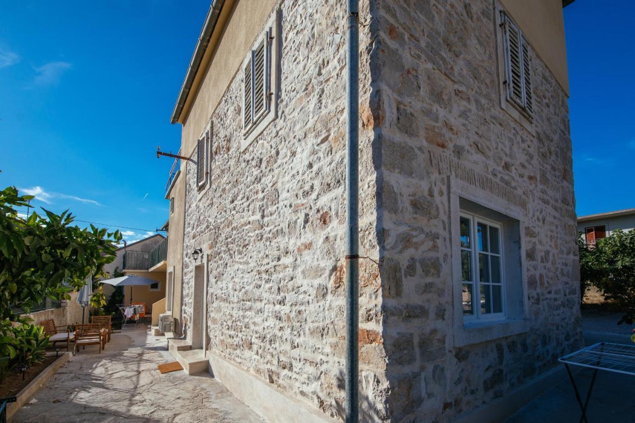 Apartamento Barbarossa Sveti Filip i Jakov Exterior foto